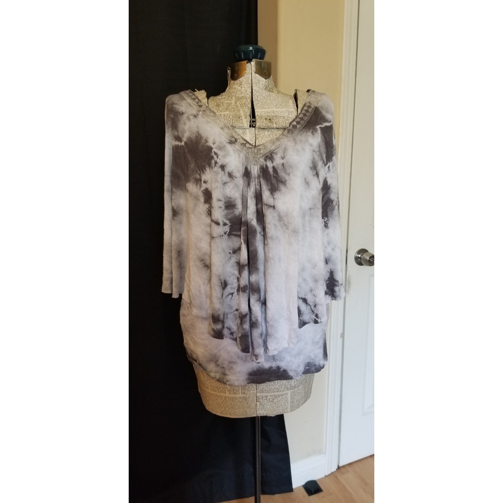 Tye dye top